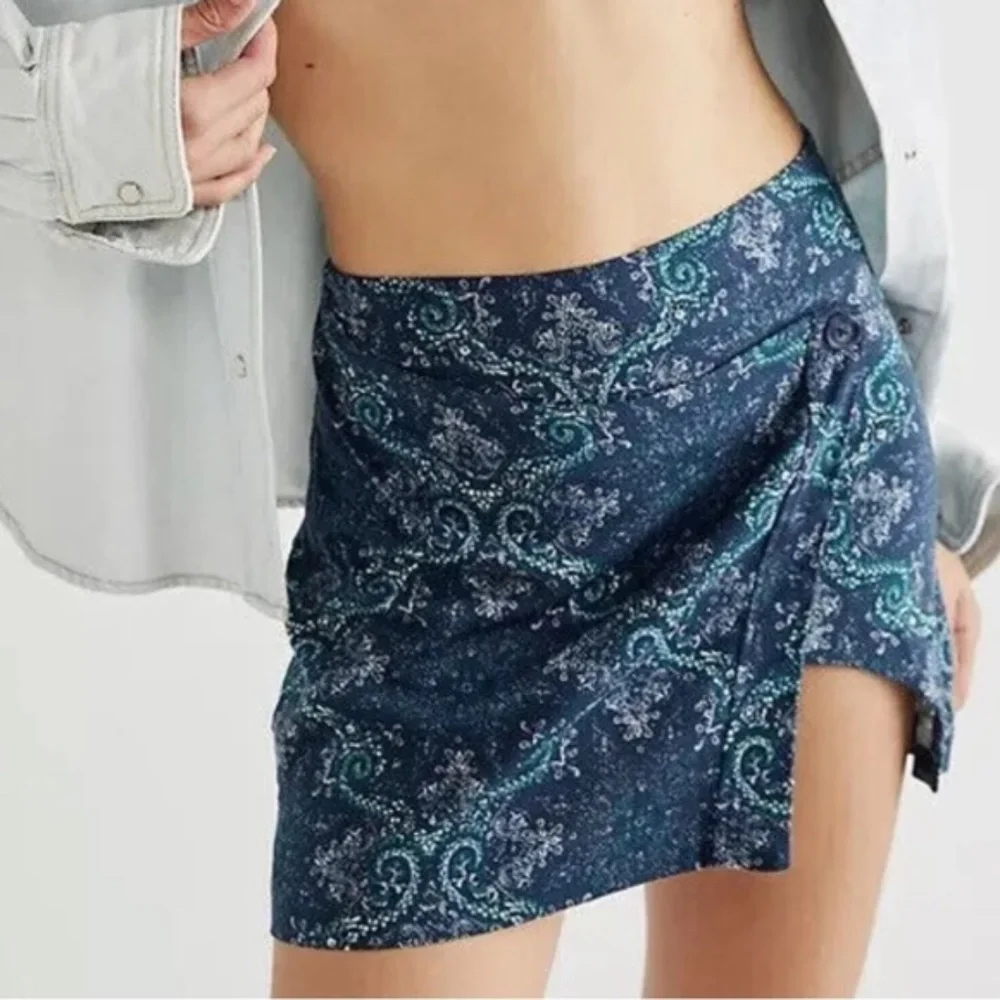 Free People Blue & Teal Paisley Bandana Button Mini Skirt - Picture 1 of 7
